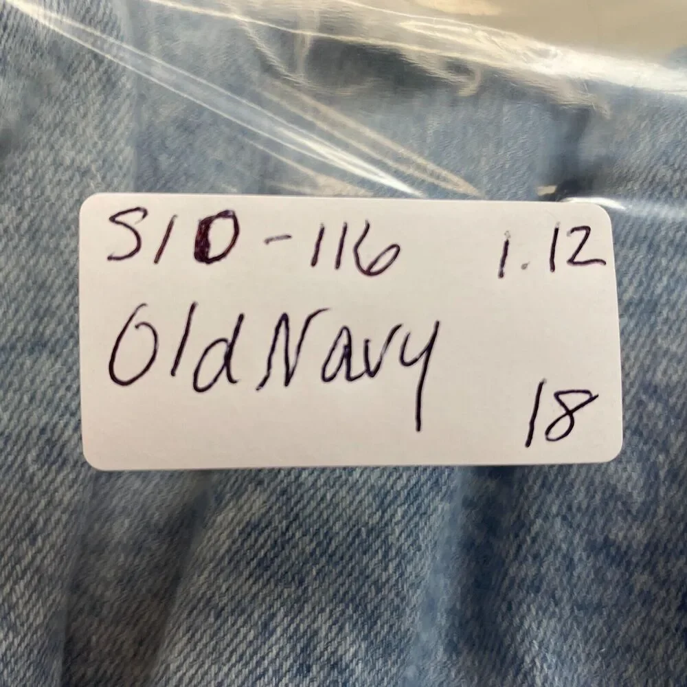 Old Navy Jeans Womens 18 Sky Hi Straight Slimming Light Wash Raw‎ Hem Blue 36x28